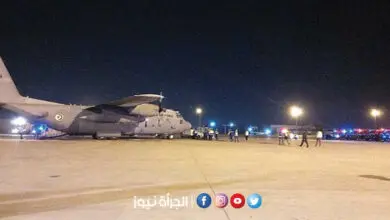 وصول طائرة عسكرية على متنها جرحى فلسطينيين