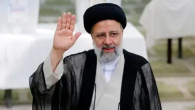 إبراهيم رئيسي يفوز بانتخابات الرئاسة في إيران